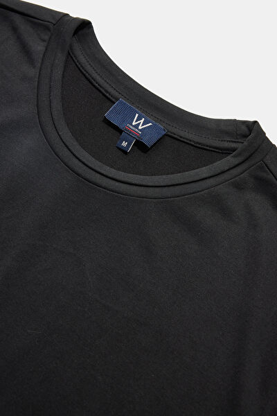 SİYAH BİSİKLET YAKA T-SHIRT 3