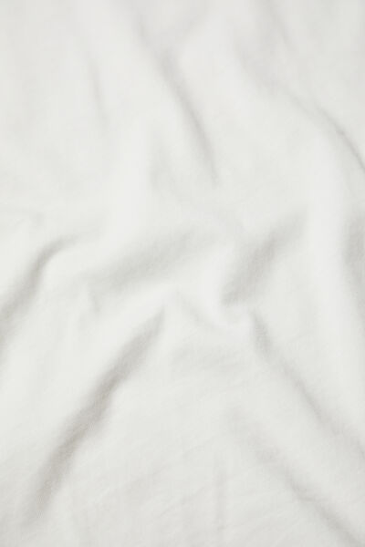 BEYAZ YAKA DETAYLI TSHIRT 9