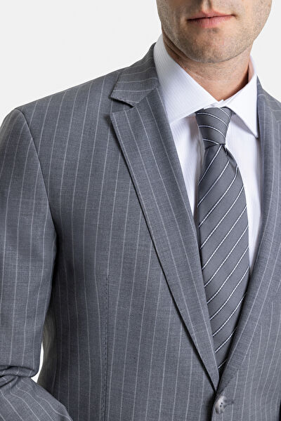 GRİ DÜĞMELİ TAKIM ELBİSE 5