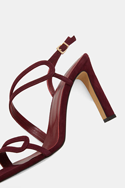 SÜET TOPUKLU AYAKKABI 6