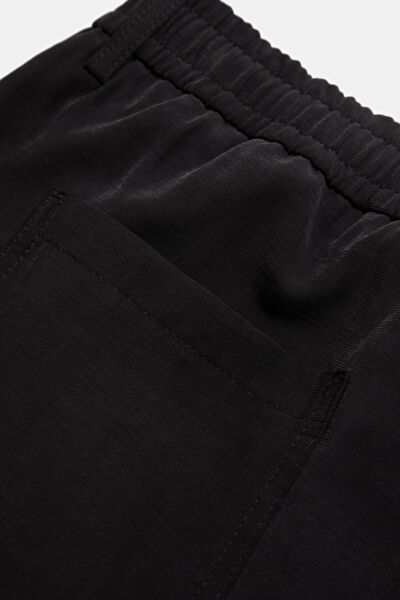 SİYAH VİSKOZ/POLYESTER BERMUDA 9