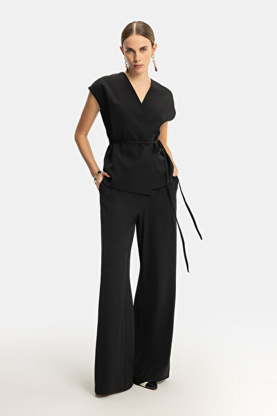 SİYAH STANDART KALIP POLYESTER BLUZ 3