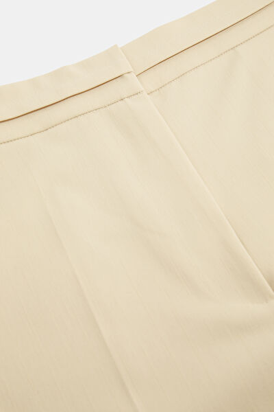 BEJ ÇİZGİLİ ŞORT 3