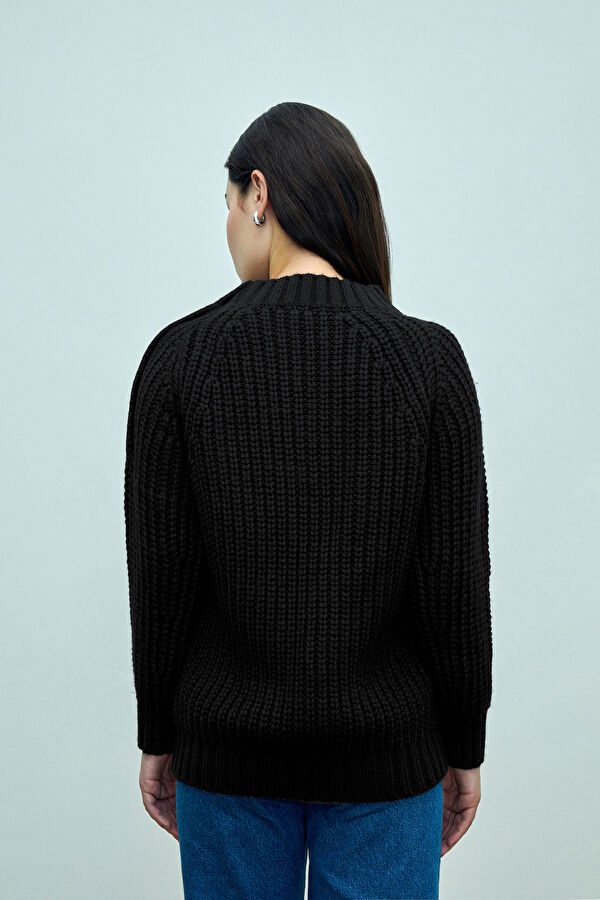 LACİVERT OMUZU DÜĞME DETAYLI OVERSIZE TRİKO 2