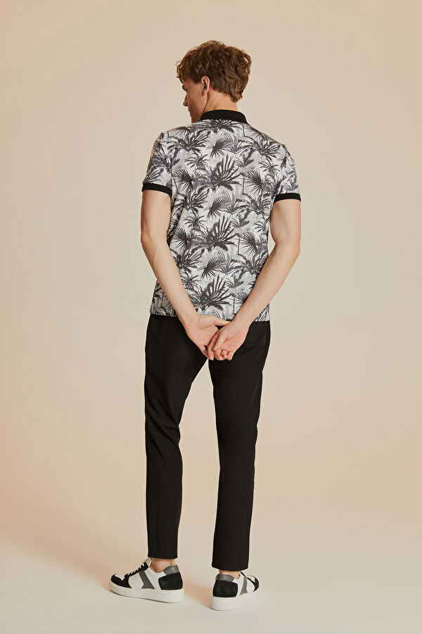 SİYAH DESENLİ POLO YAKA T-SHIRT 3