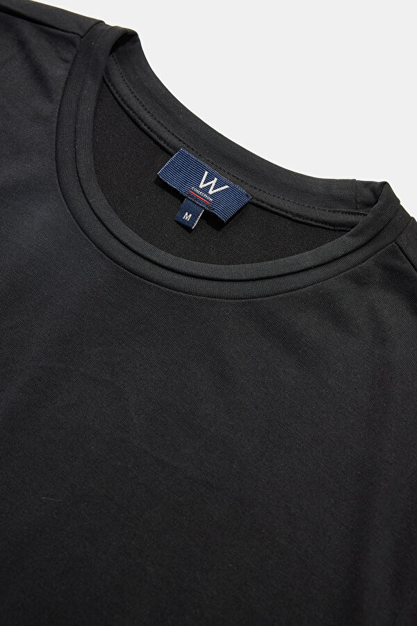 SİYAH BİSİKLET YAKA T-SHIRT 3