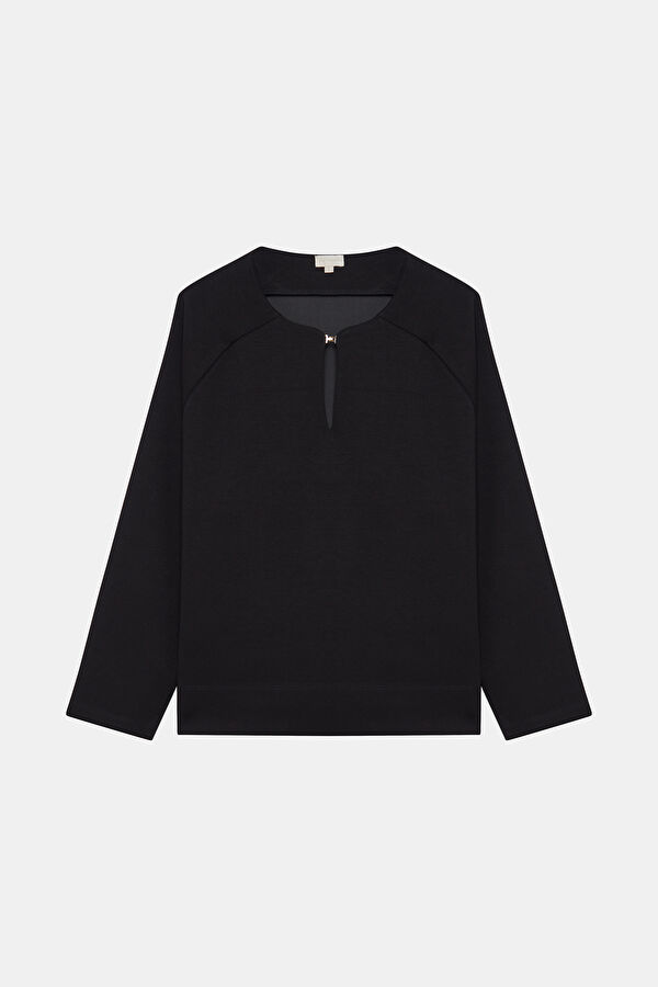 SİYAH YAKA DETAYLI SWEATSHIRT