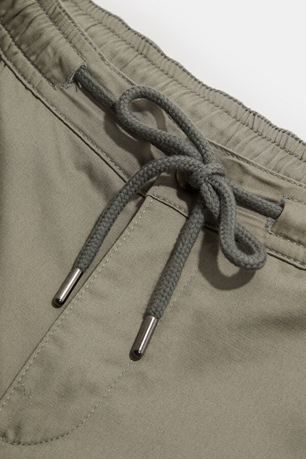 YEŞİL BORU PAÇA SPOR PANTOLON 3