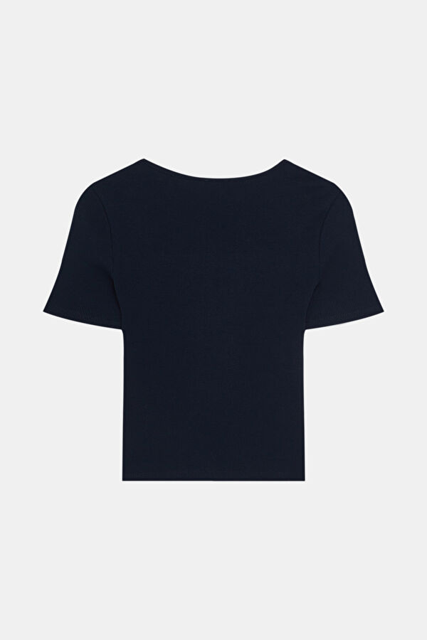LACİVERT KARE YAKA TSHIRT 2