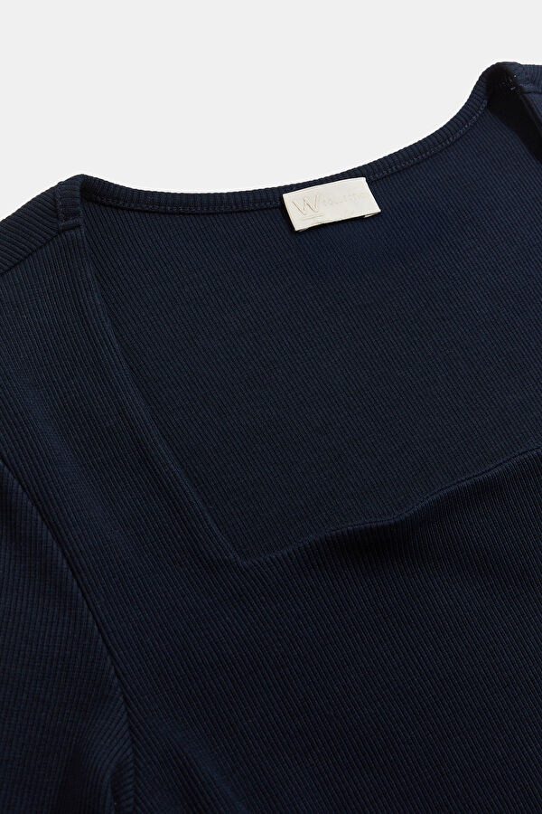 LACİVERT KARE YAKA TSHIRT 3