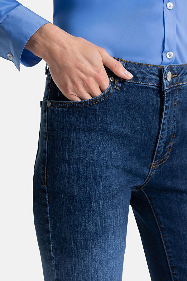 İNDİGO TAŞ DETAYLI JEAN PANTOLON 4