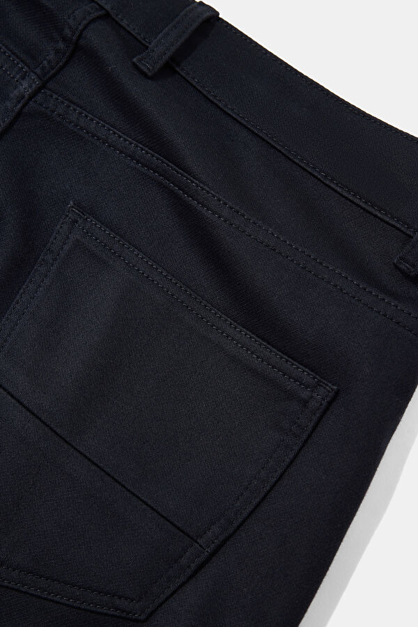 LACİVERT BORU PAÇA SPOR PANTOLON 4