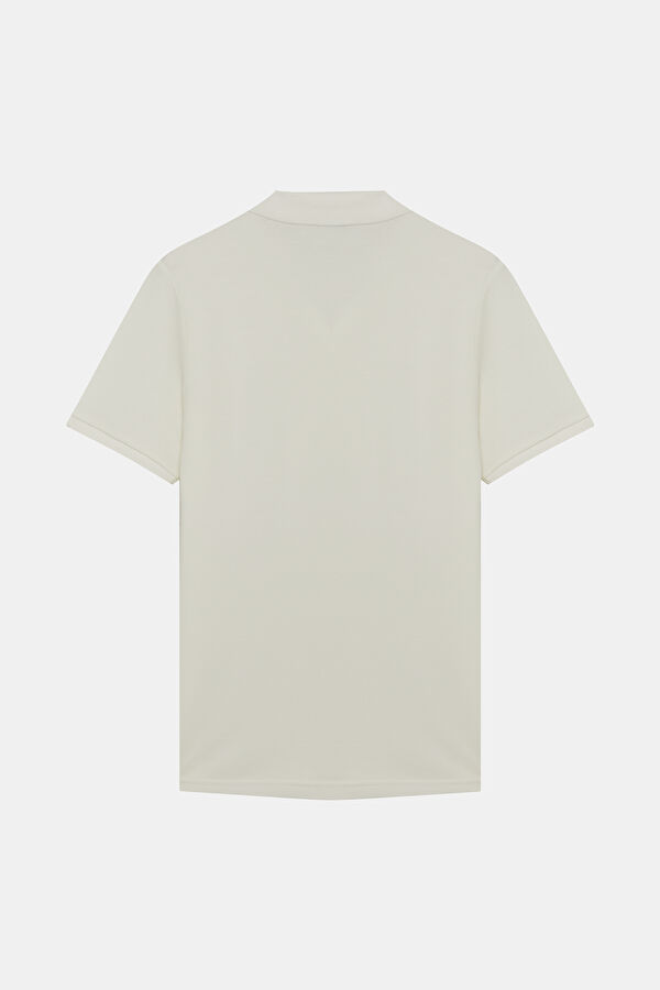 BEYAZ POLO YAKA T-SHİRT 2