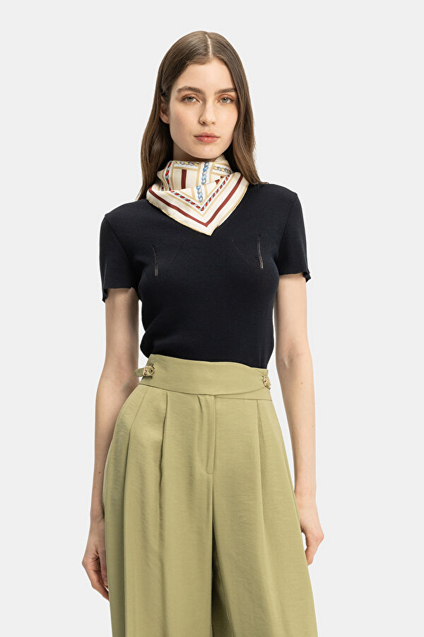 LACİVERT STANDART KALIP VİSKOZ/POLYESTER BLUZ