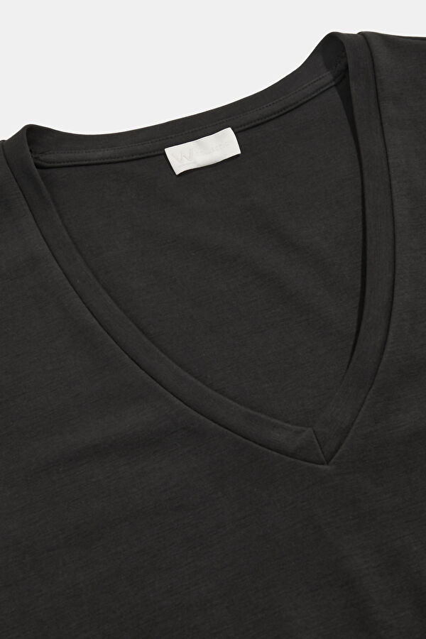 SİYAH V YAKA TSHIRT 3