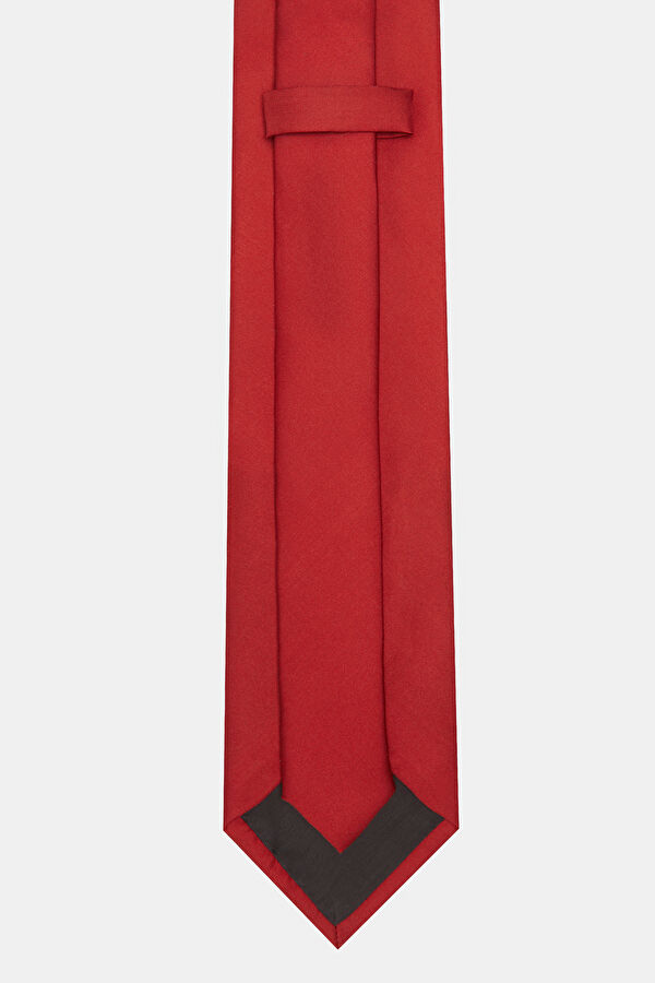 KIRMIZI KRAVAT 2